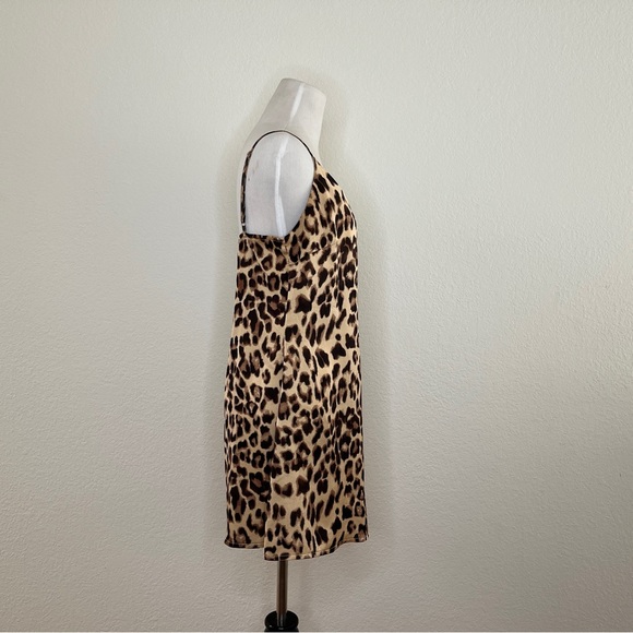 Leopard Print Slip with matching jacket - Picture 5 of 8